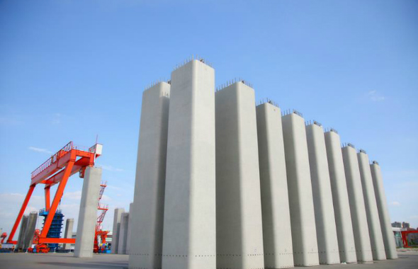 城投科技预制箱梁在成彭高架项目陆续安装预制装配式桥梁实现新跨越