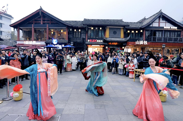 置地集团：一线监督擦亮文商旅融合新名片